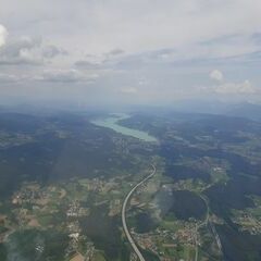 Flugwegposition um 13:18:15: Aufgenommen in der Nähe von Villach, Österreich in 1944 Meter
